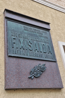 Pamětní deska F. X. Šaldy v Liberci