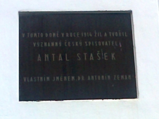 Pamětní deska Antala Staška v Mohelnici