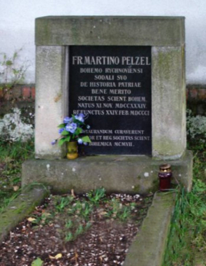 Náhrobek Františka Martina Pelcla v Rychnově nad Kněžnou