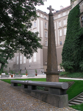 Obelisk Viléma Slavaty z Chlumu a Košumberka v Praze