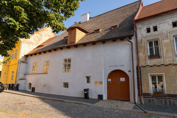 Mederův dům - expozice o Janu ze Žatce a jeho díle