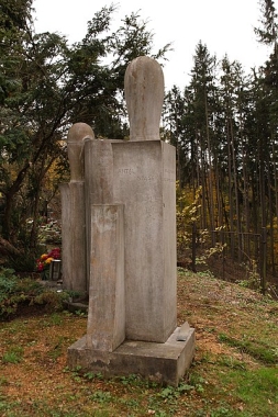 Hrob Antala Staška