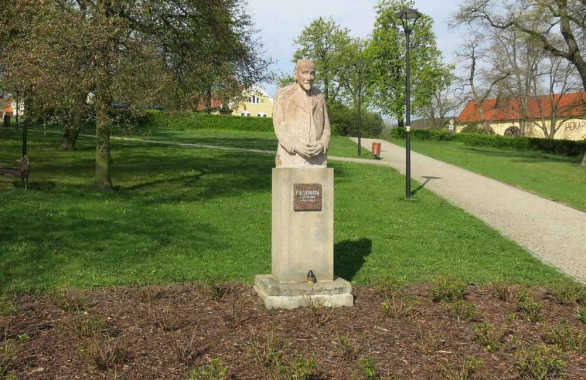 Pomník Františka Xavera Svobody v Mníšku pod Brdy