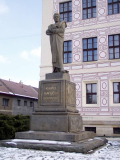 Socha Karla Havlíčka Borovského v Duchcově 